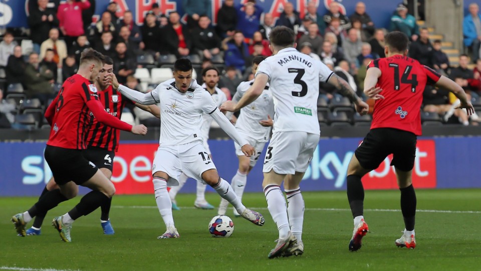 Joel Piroe goal scores against PNE