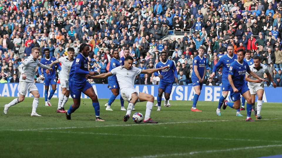 Cardiff (A) gallery 22-23