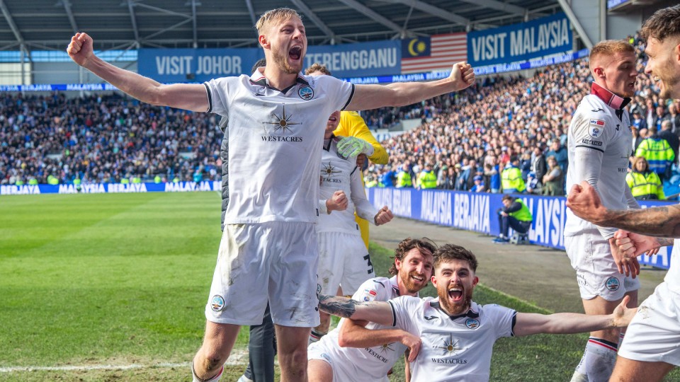 Cardiff (A) gallery 22-23