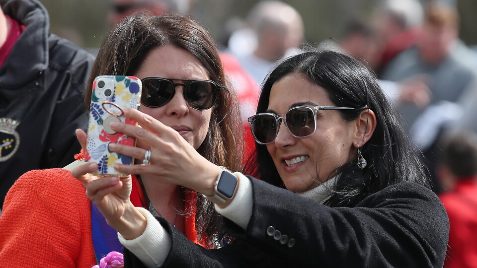 fans 2