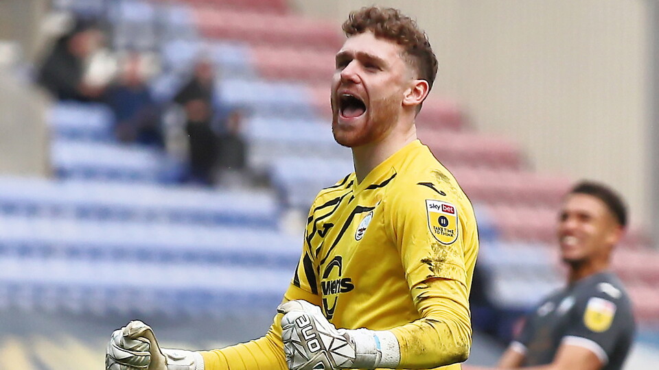 Wigan (A) gallery 22-23