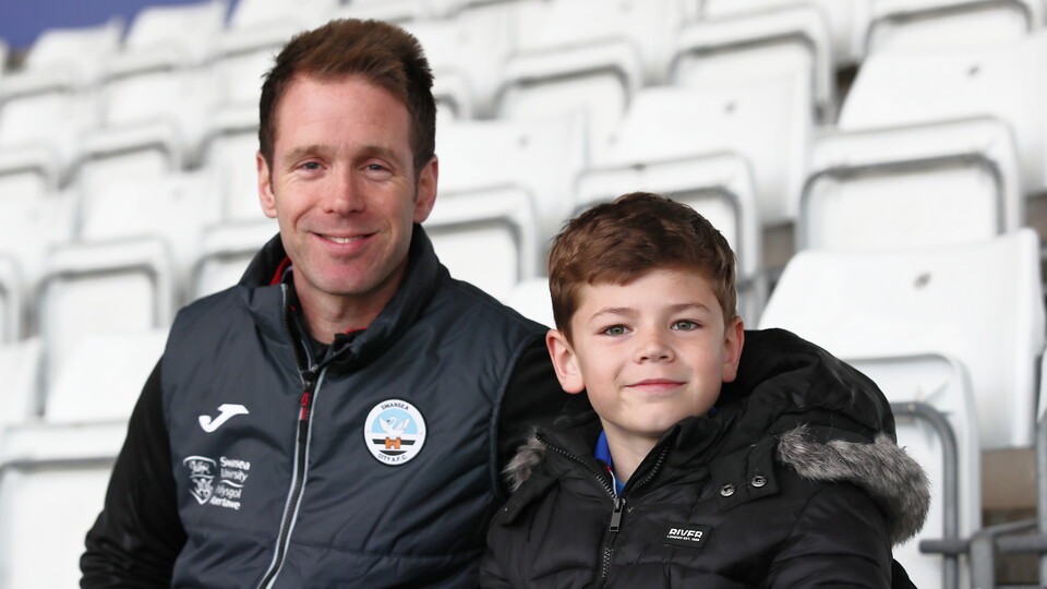 Preston (H) fan gallery 22-23