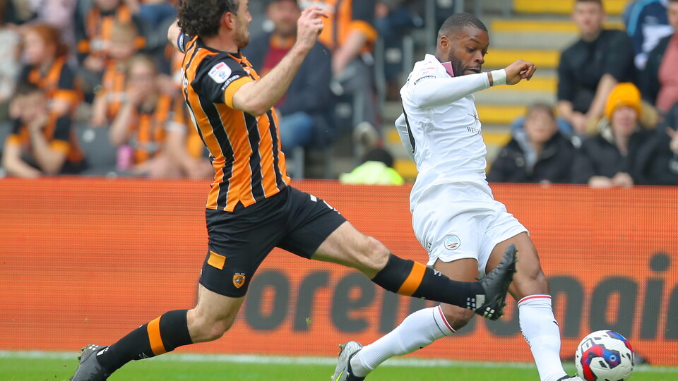 Hull (A) gallery 22-23