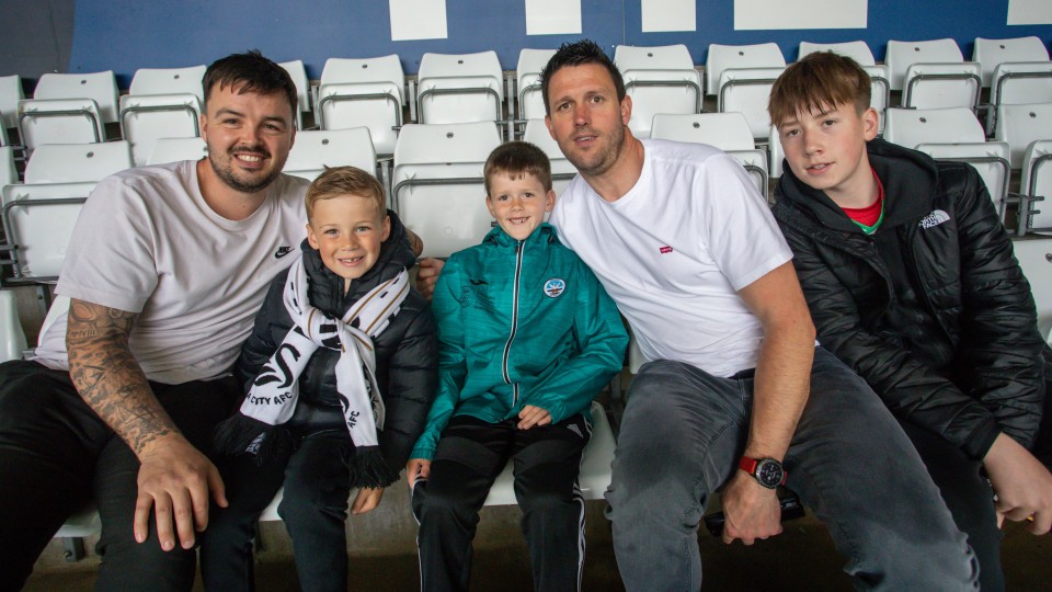 Fan Gallery - West Brom