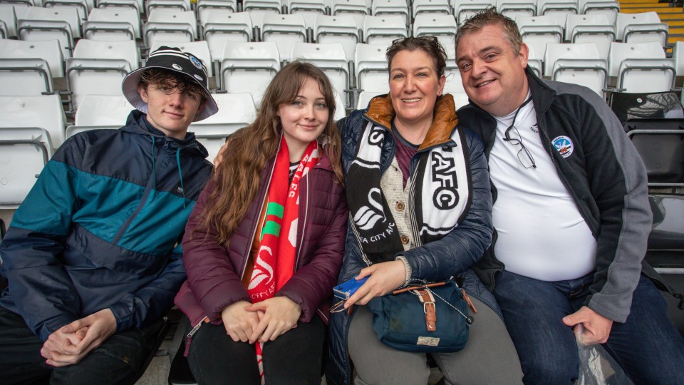 Fan Gallery - West Brom