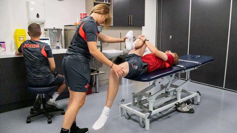 (L-R) Sara Gray and Lewis Webb