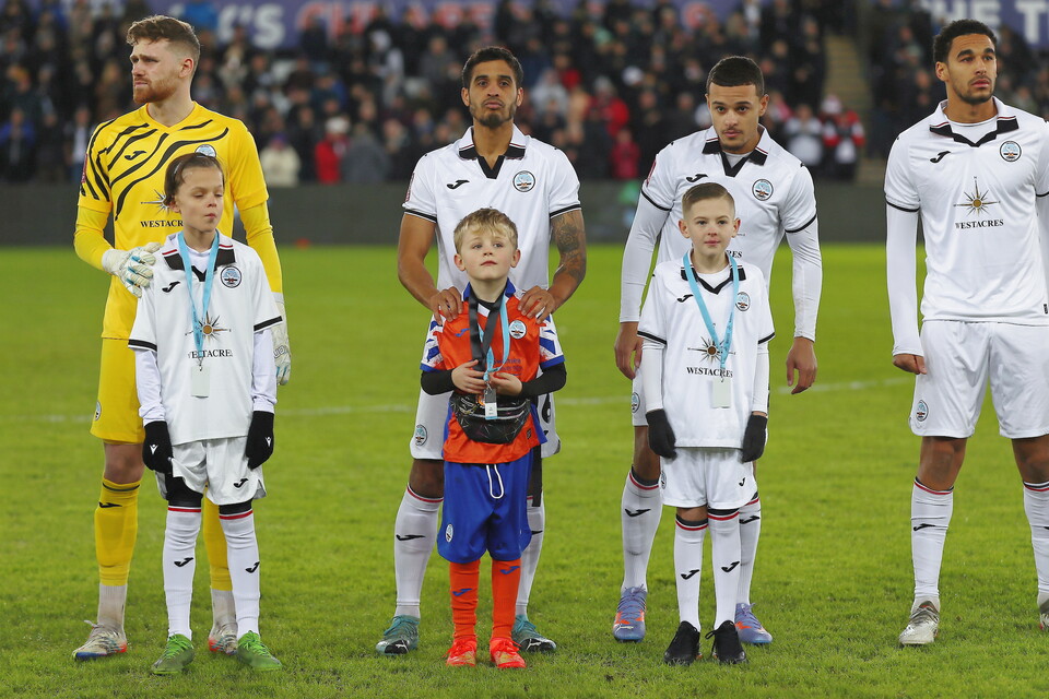 Kyle Naughton Gallery 