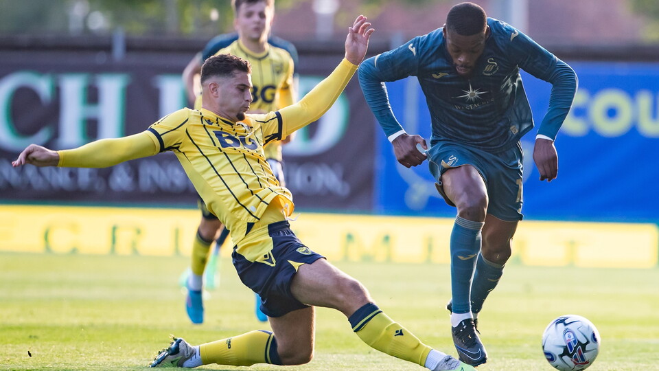 Gallery - Oxford United v Swans