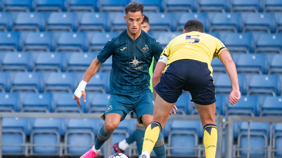Gallery - Oxford United v Swans