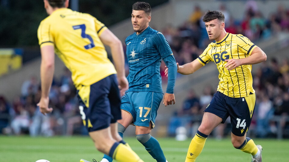 Gallery - Oxford United v Swans