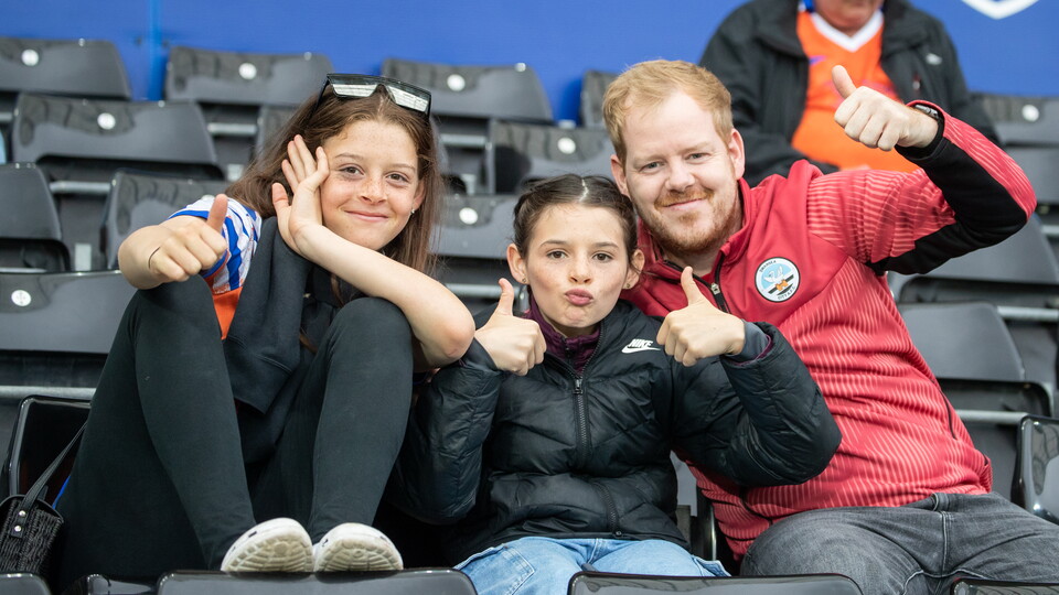 fans 26