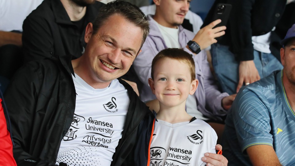 Fan gallery | WBA (A) 23-24