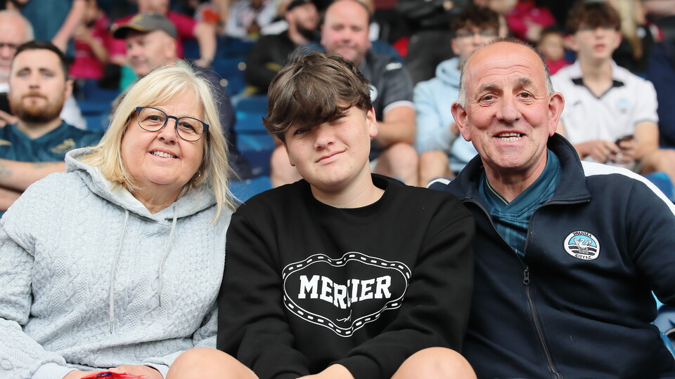 Fan gallery | WBA (A) 23-24