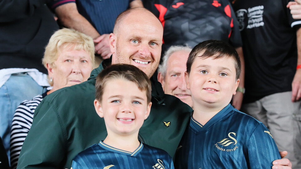 Fan gallery | WBA (A) 23-24