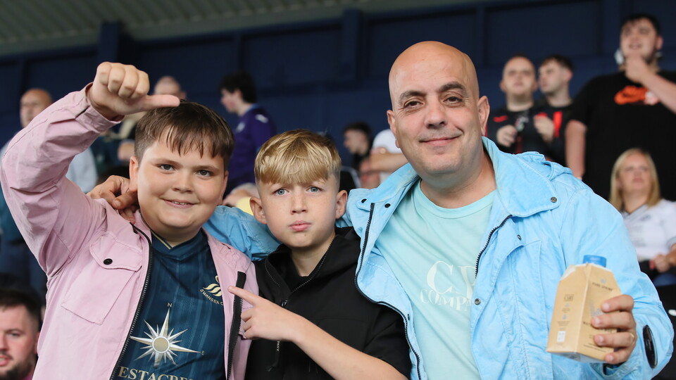 Fan gallery | WBA (A) 23-24