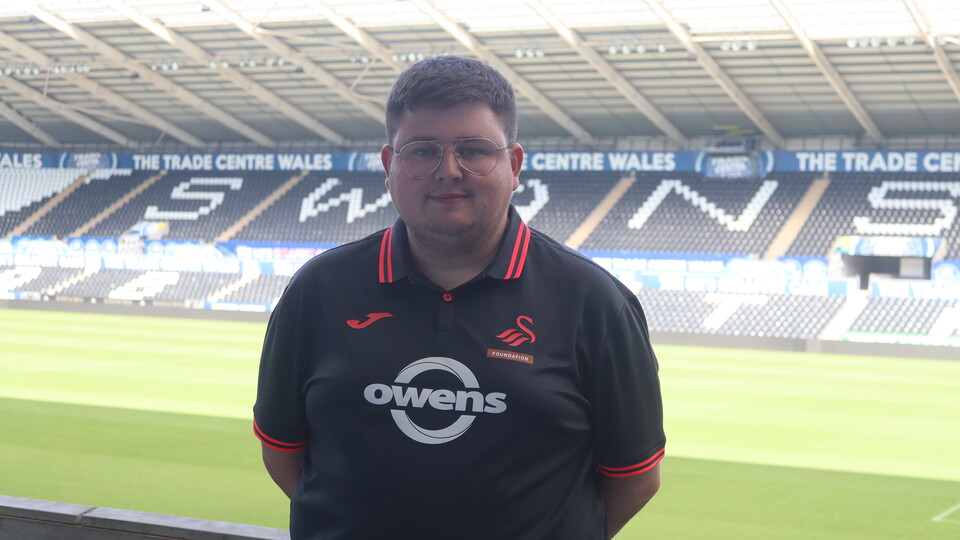 Dom Hynes Swans Foundation