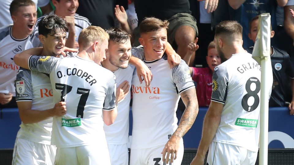 Liam Cullen celebration