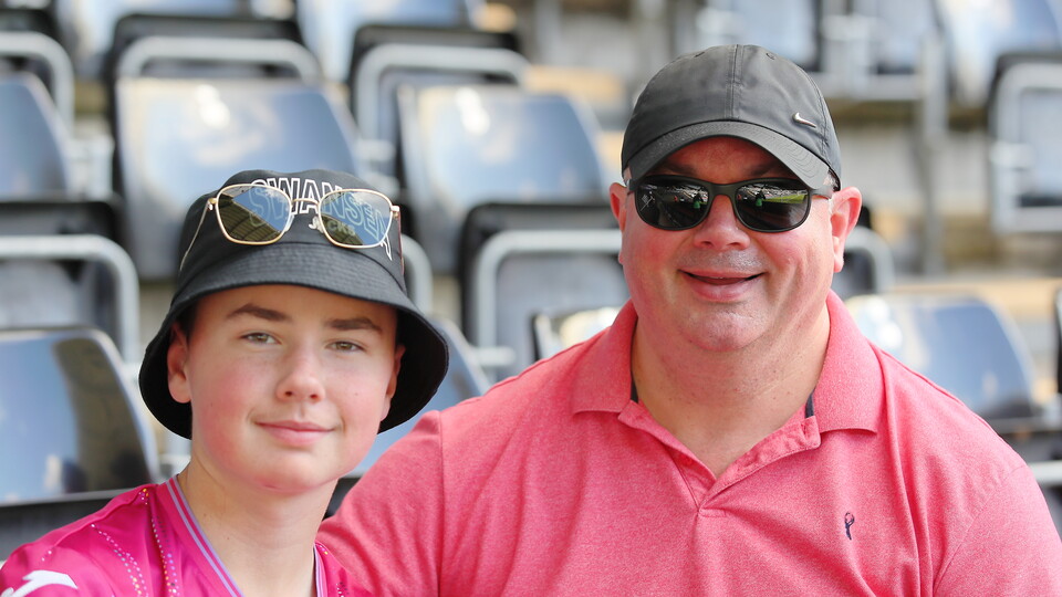 Fan gallery | Bristol City (H) 23-24