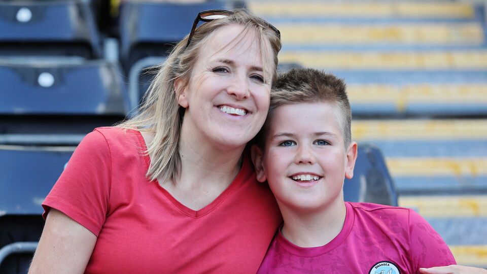 Fan gallery | Bristol City (H) 23-24