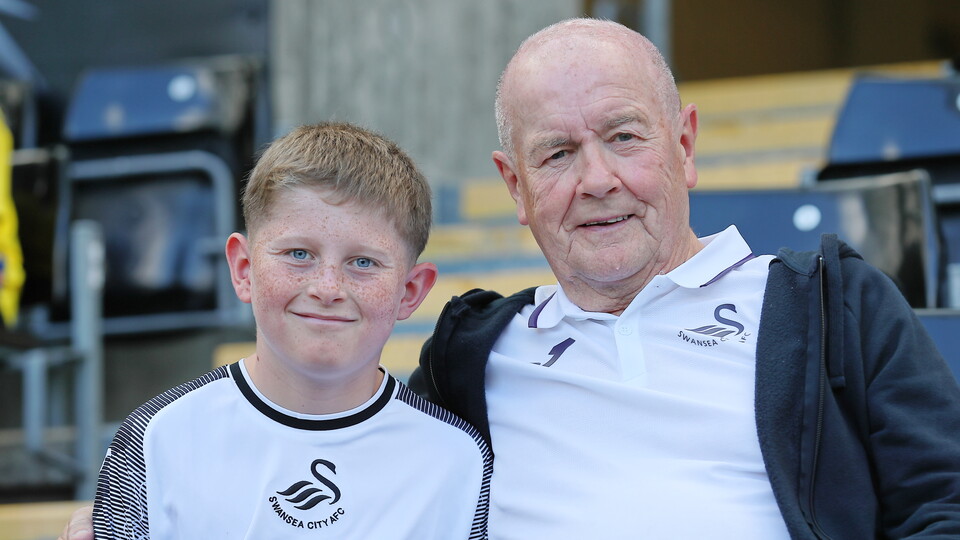Fan gallery | Bristol City (H) 23-24