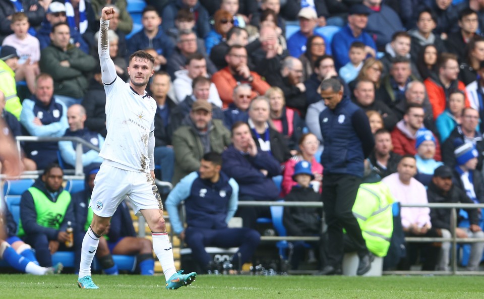 Liam Cullen celebrates his goal against Cardiff City
