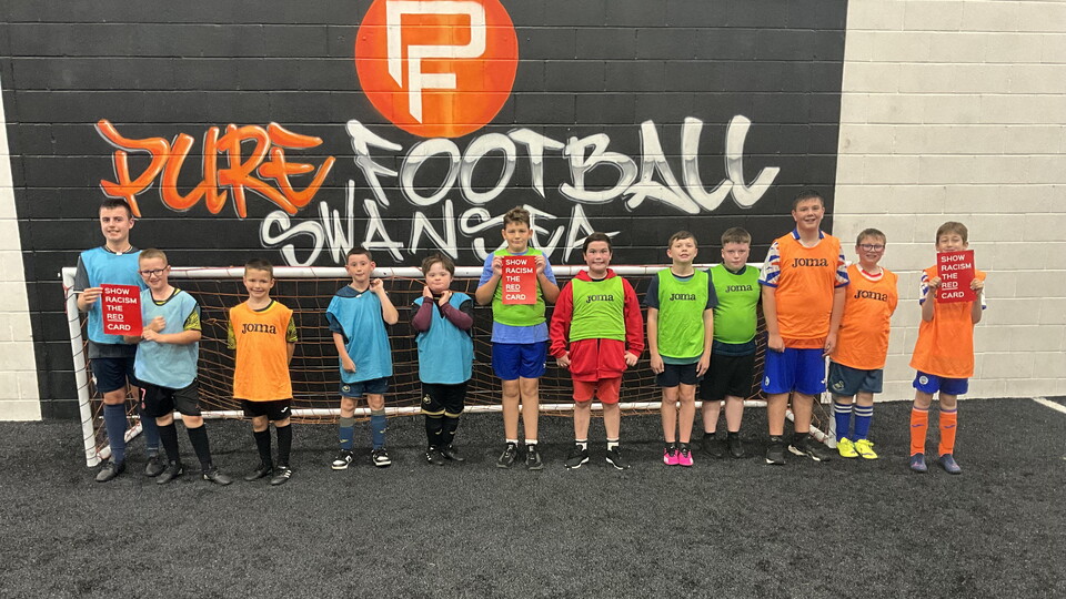 Foundation project support Show Racism the Red card