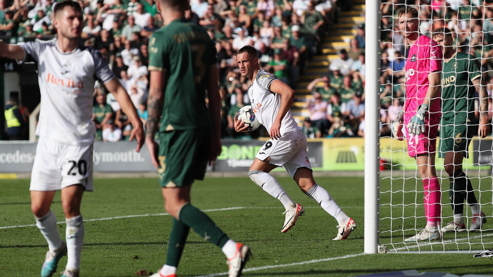 Plymouth (A) gallery 23-24