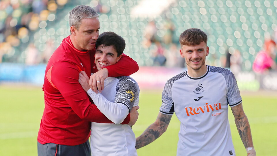 Plymouth (A) gallery 23-24