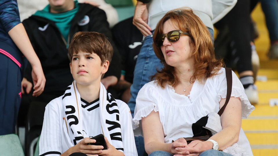 Plymouth (A) fan gallery 23-24