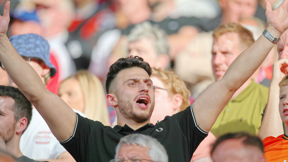 Plymouth (A) fan gallery 23-24