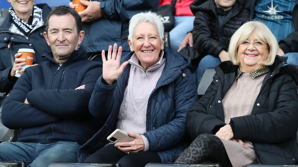 Leicester (H) fan gallery 23-24