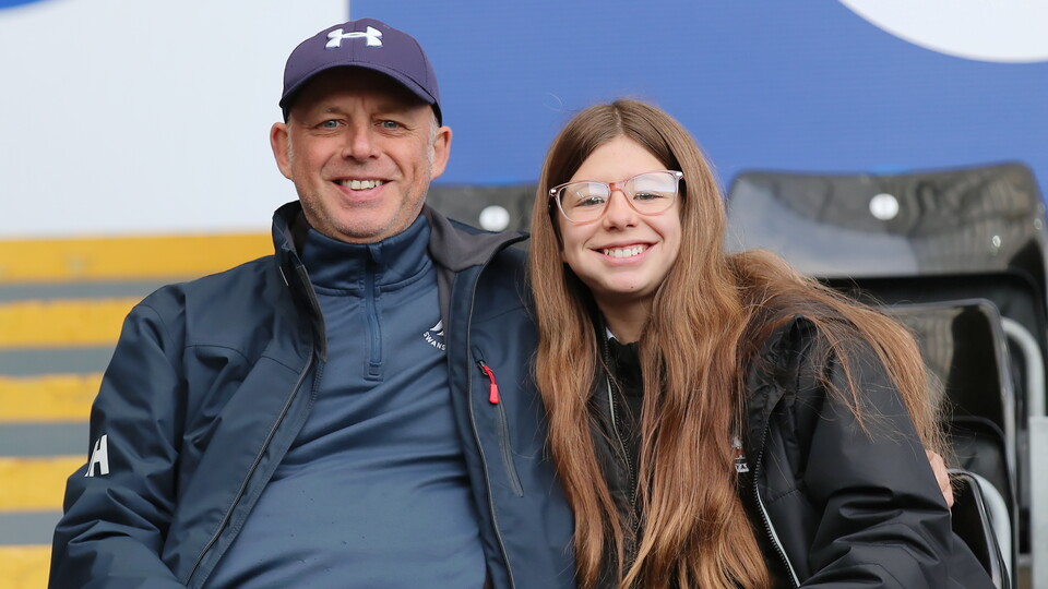 Leicester (H) fan gallery 23-24