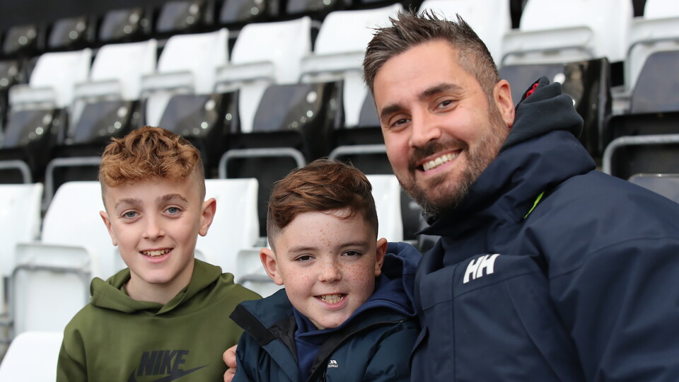 Leicester (H) fan gallery 23-24