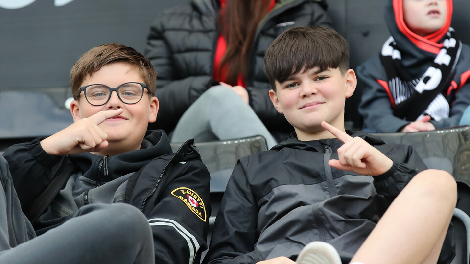 Leicester (H) fan gallery 23-24