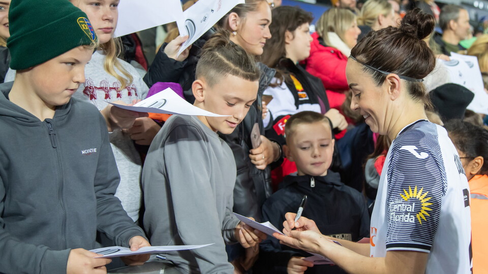 fans 4