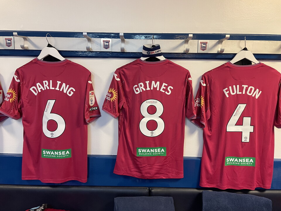 Ipswich dressing room pink kit