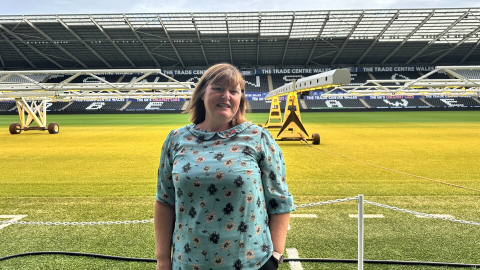 Julie Grabham pitchside