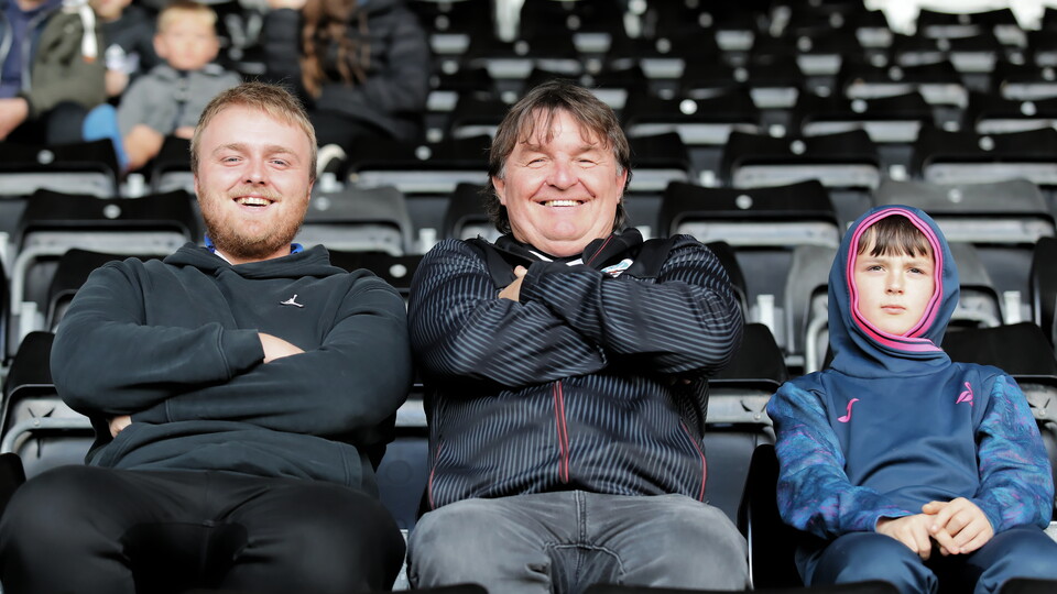 Sunderland (H) fan gallery 23-24