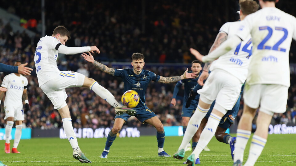 Leeds (A) gallery 23-24