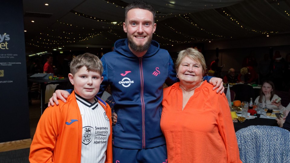 Matt Grimes and fans