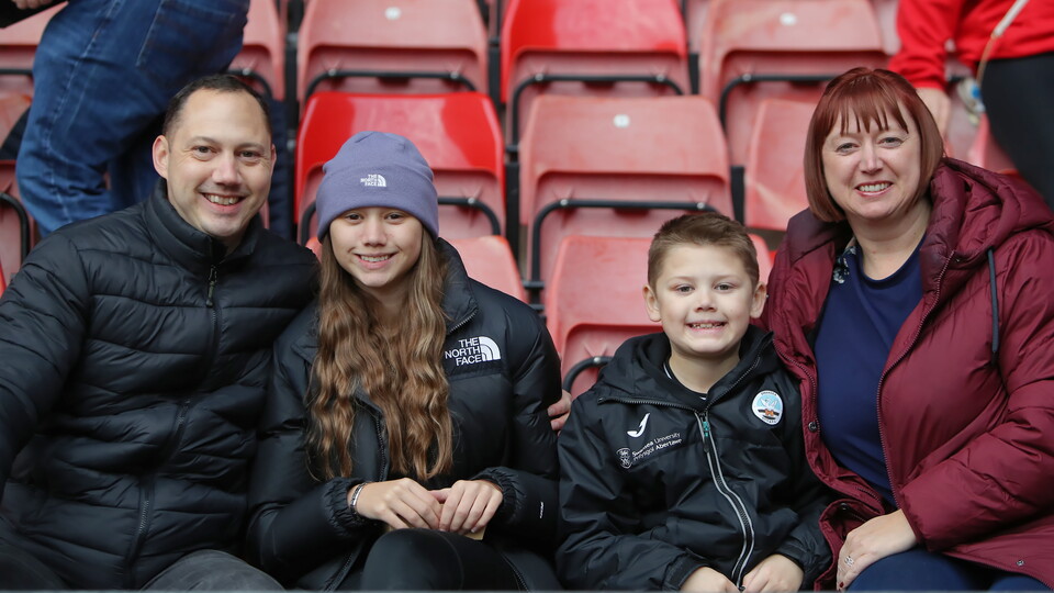 Southampton (A) fan gallery 23-24