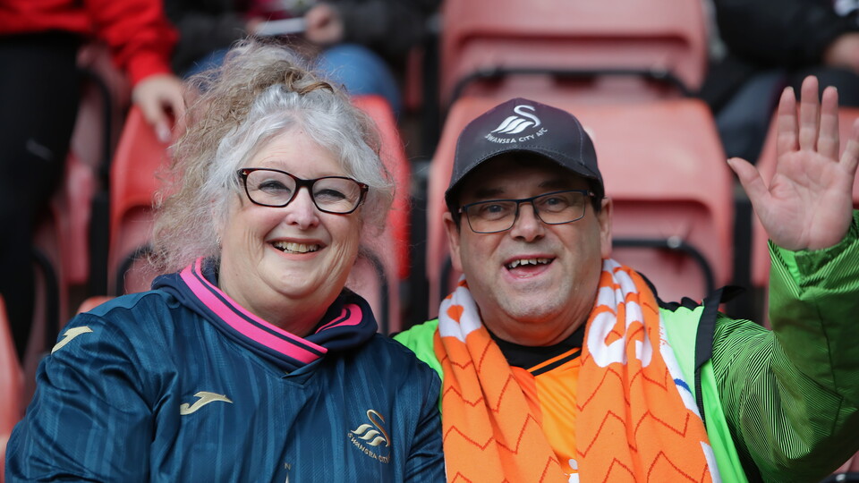 Southampton (A) fan gallery 23-24
