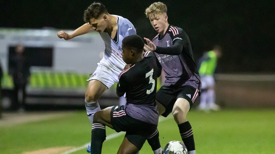 Gallery Swansea U18s v Fulham U18s 