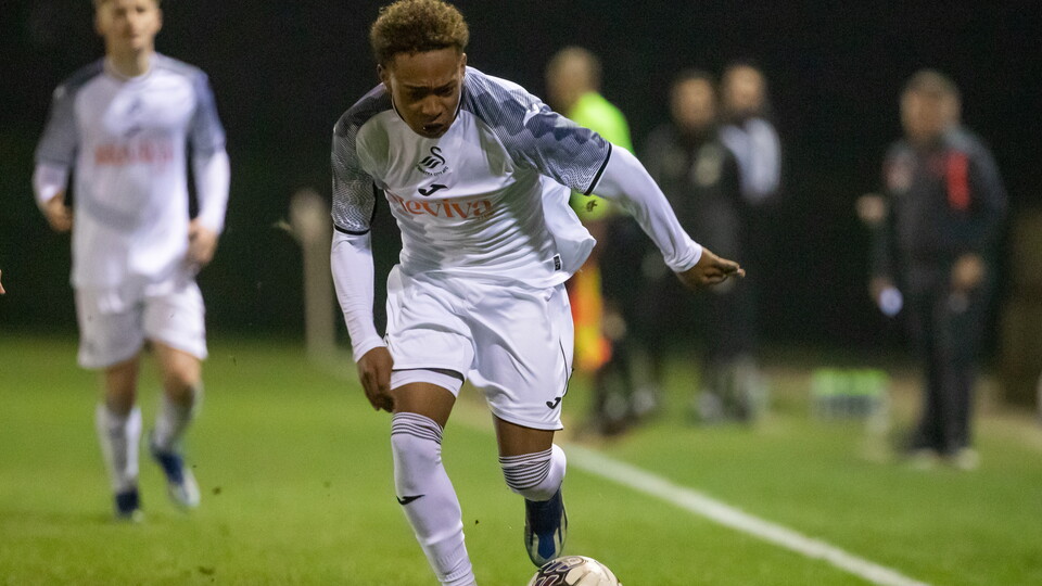 Gallery Swansea U18s v Fulham U18s 
