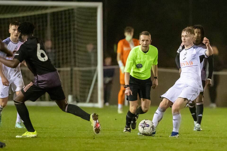 Gallery Swansea U18s v Fulham U18s 