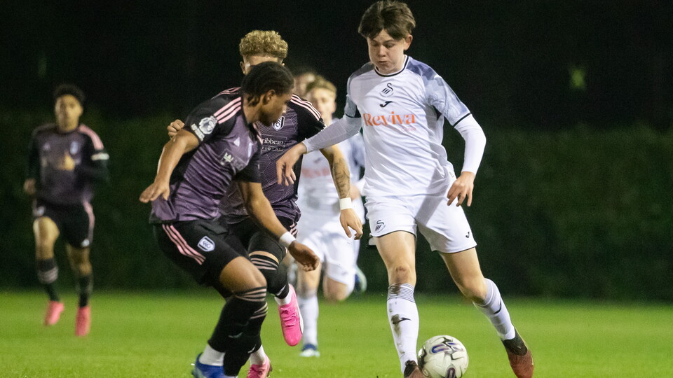 Gallery Swansea U18s v Fulham U18s 
