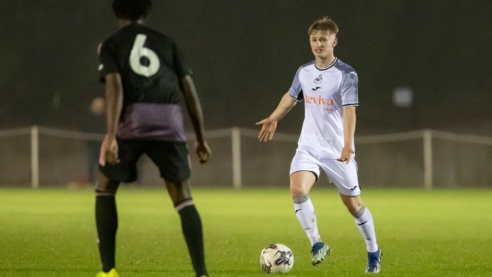 Gallery Swansea U18s v Fulham U18s 