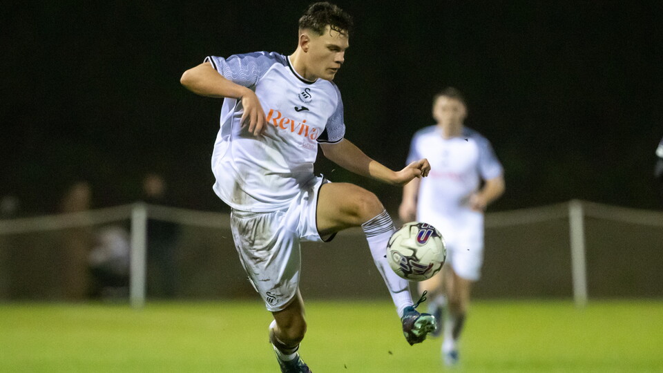 Gallery Swansea U18s v Fulham U18s 