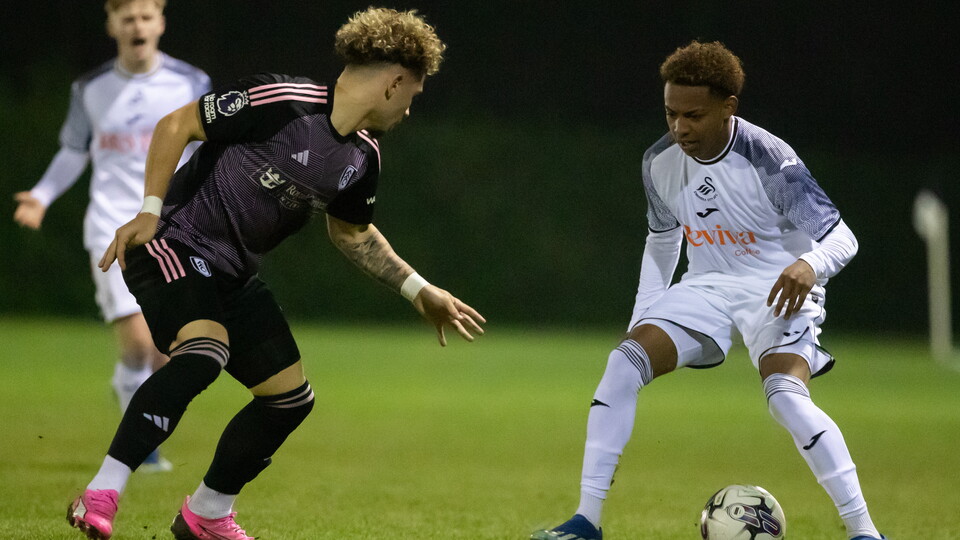 Gallery Swansea U18s v Fulham U18s 