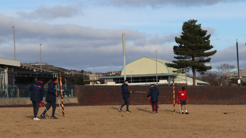 Gallery - U18s litter pick